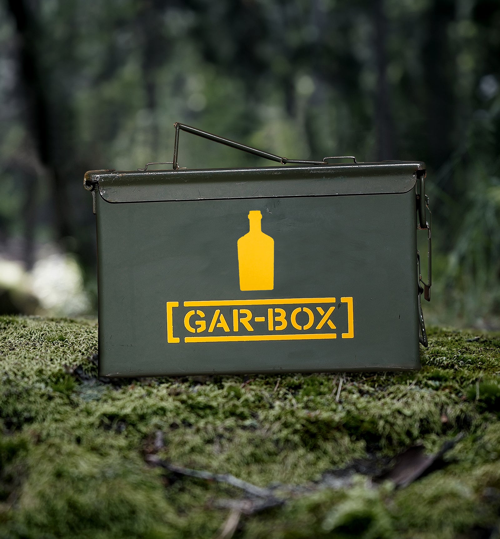 Gar-Box Reclaimed Military Can Portable Whiskey Bar Set